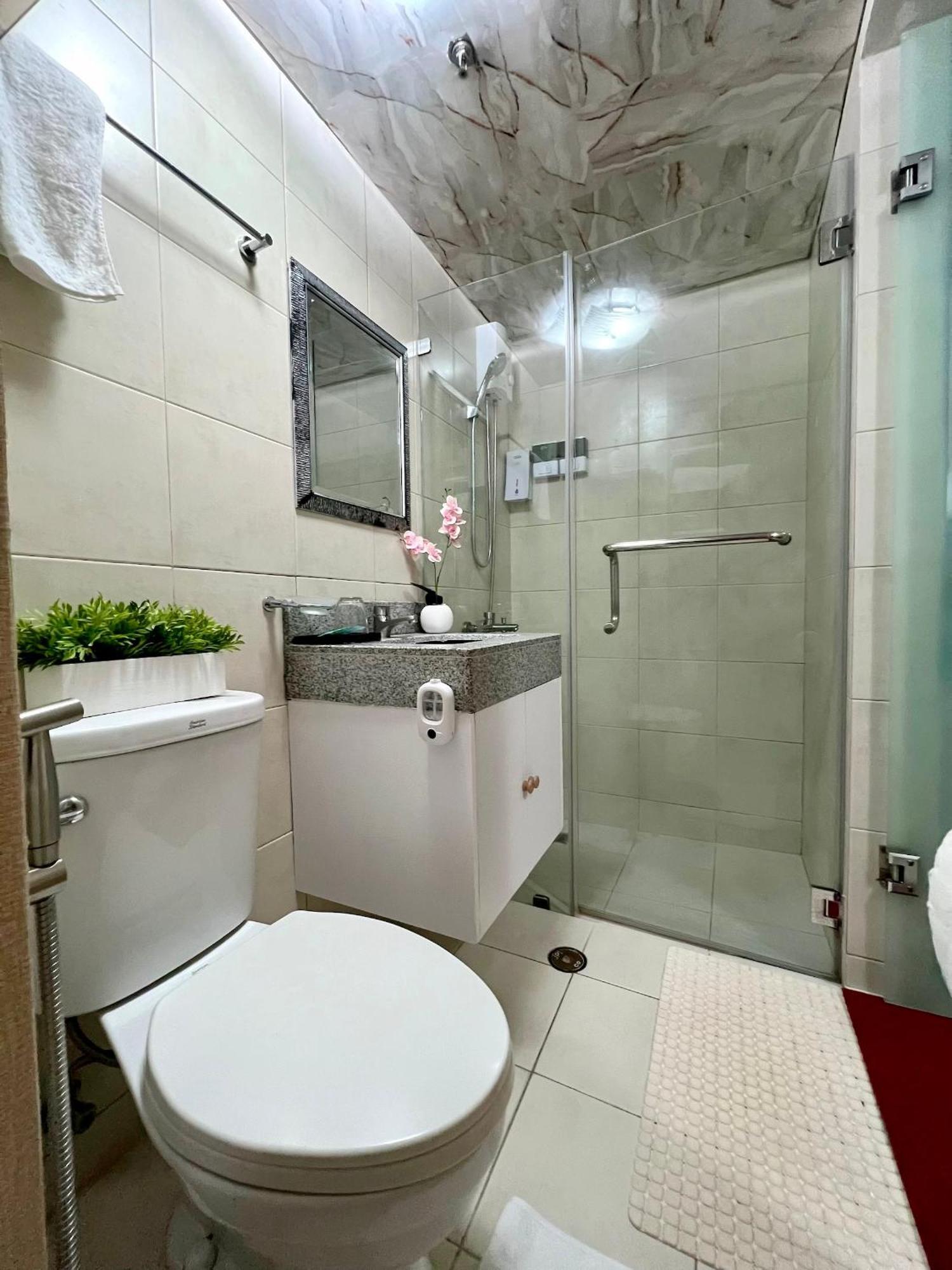 Sweet Staycation 1 Bedroom
